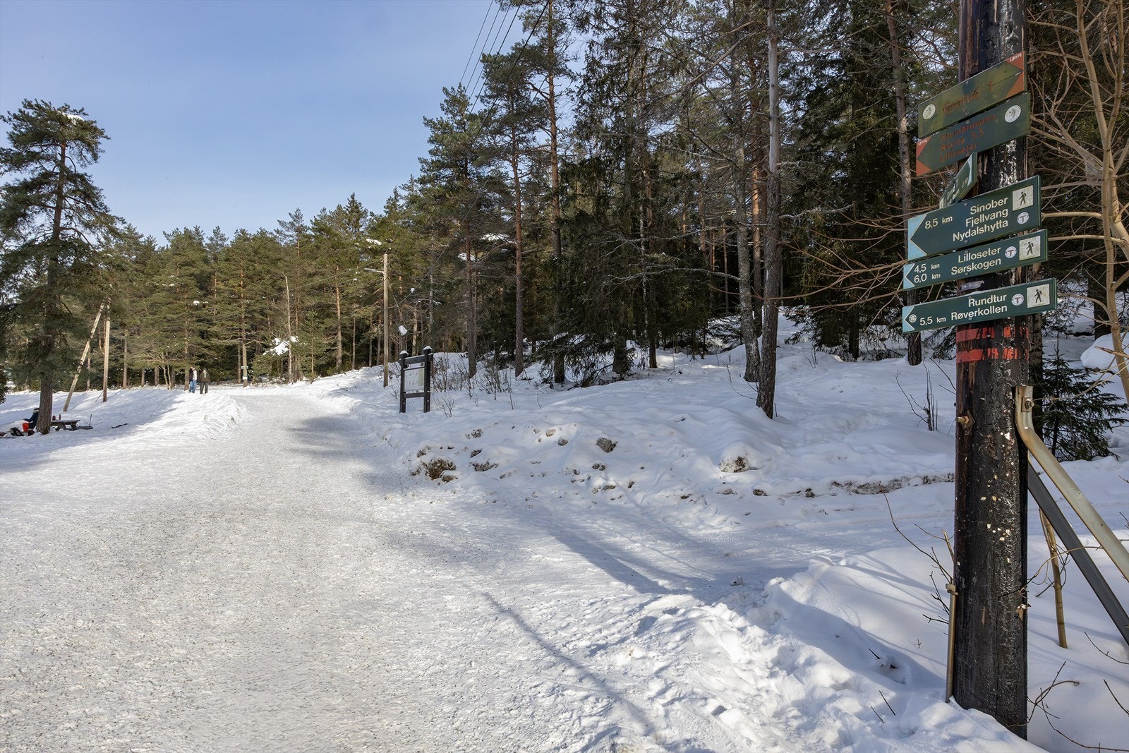 Turmål som Lilloseter og Sinober ligger innen rekkevidde for en lengre tur. Galleribilde