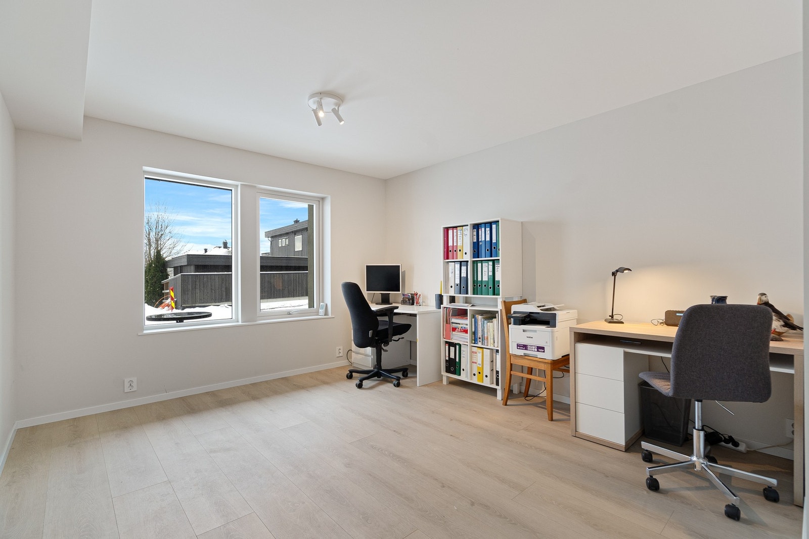 Soverom 4 er stort og kan brukes som stue om ønskelig Galleribilde