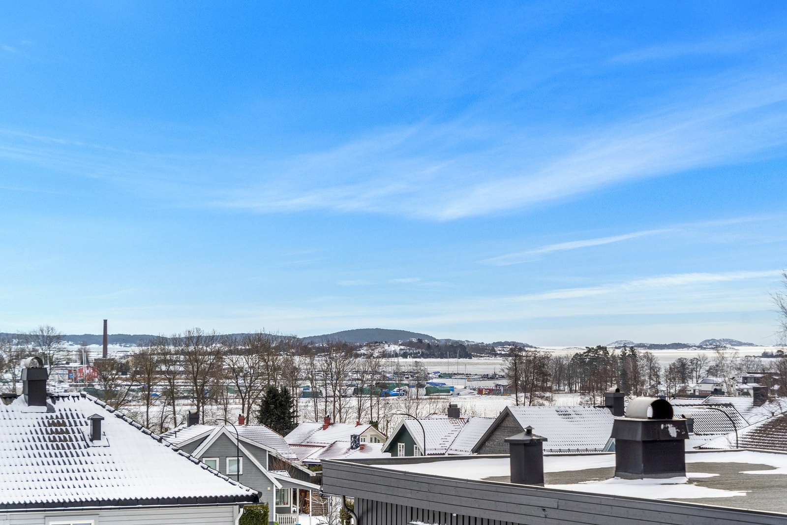 Gåavstand fra boligen til populære Ringshaugstranda og Vallø båthavn Galleribilde