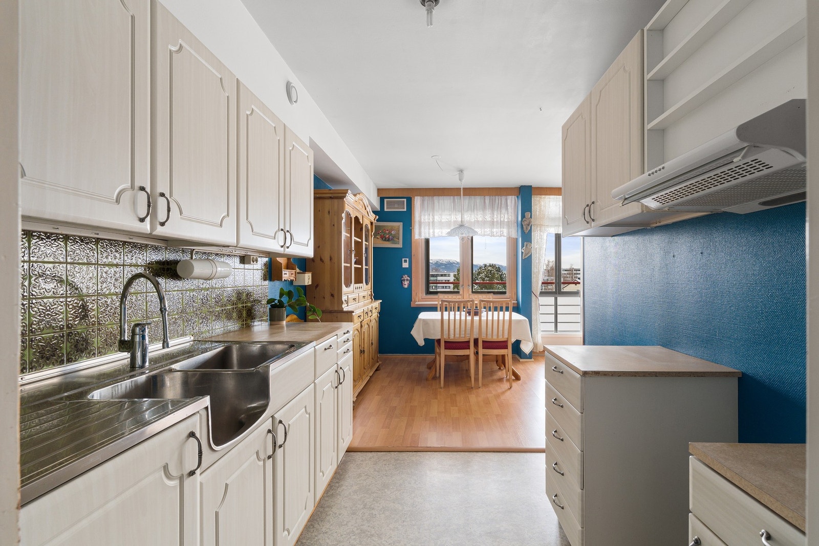 Kjøkkenet har fått TG1 på avtrekk av takstmann. Galleribilde