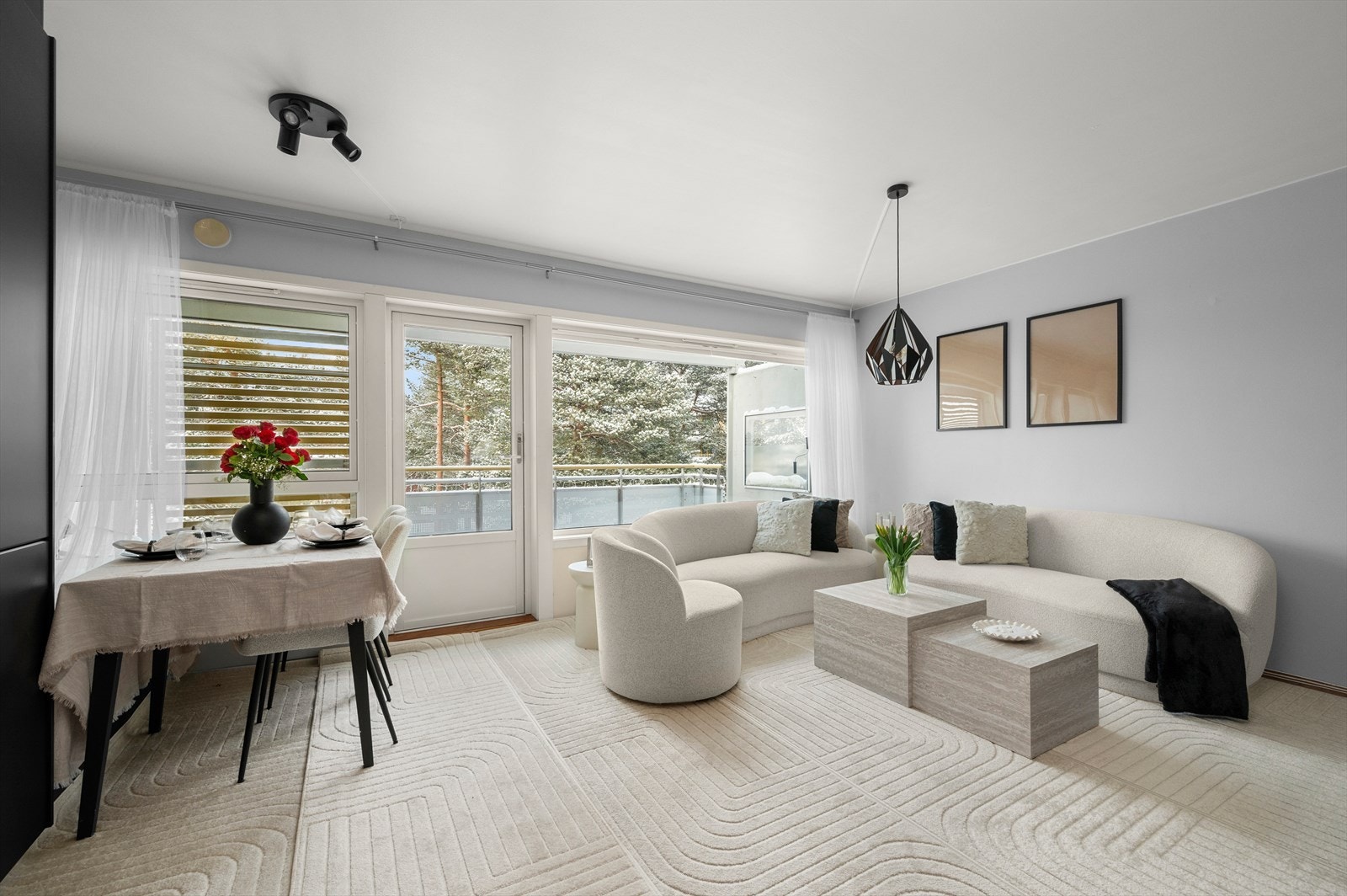 Velkommen til Rypevegen 34F - Innbydende 3-roms som ligger svært godt til i feltet med topp- og hjørnebeliggenhet helt i utkanten av feltet Galleribilde