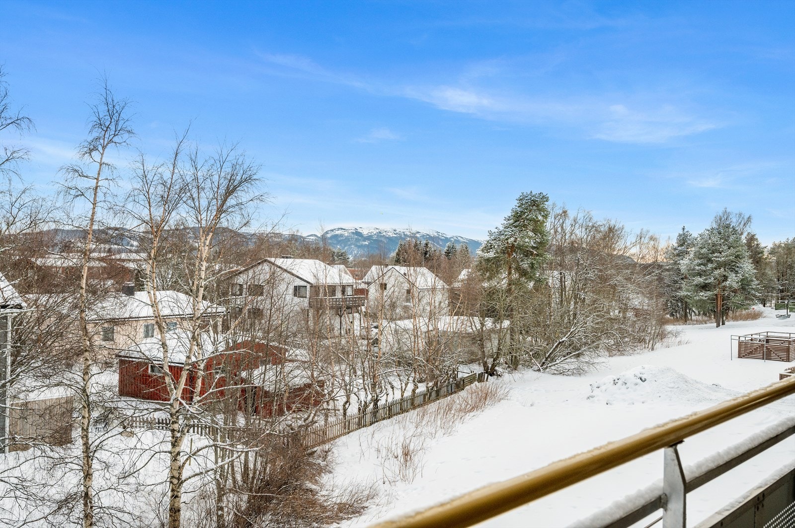 Utsikt fra svalgang Galleribilde