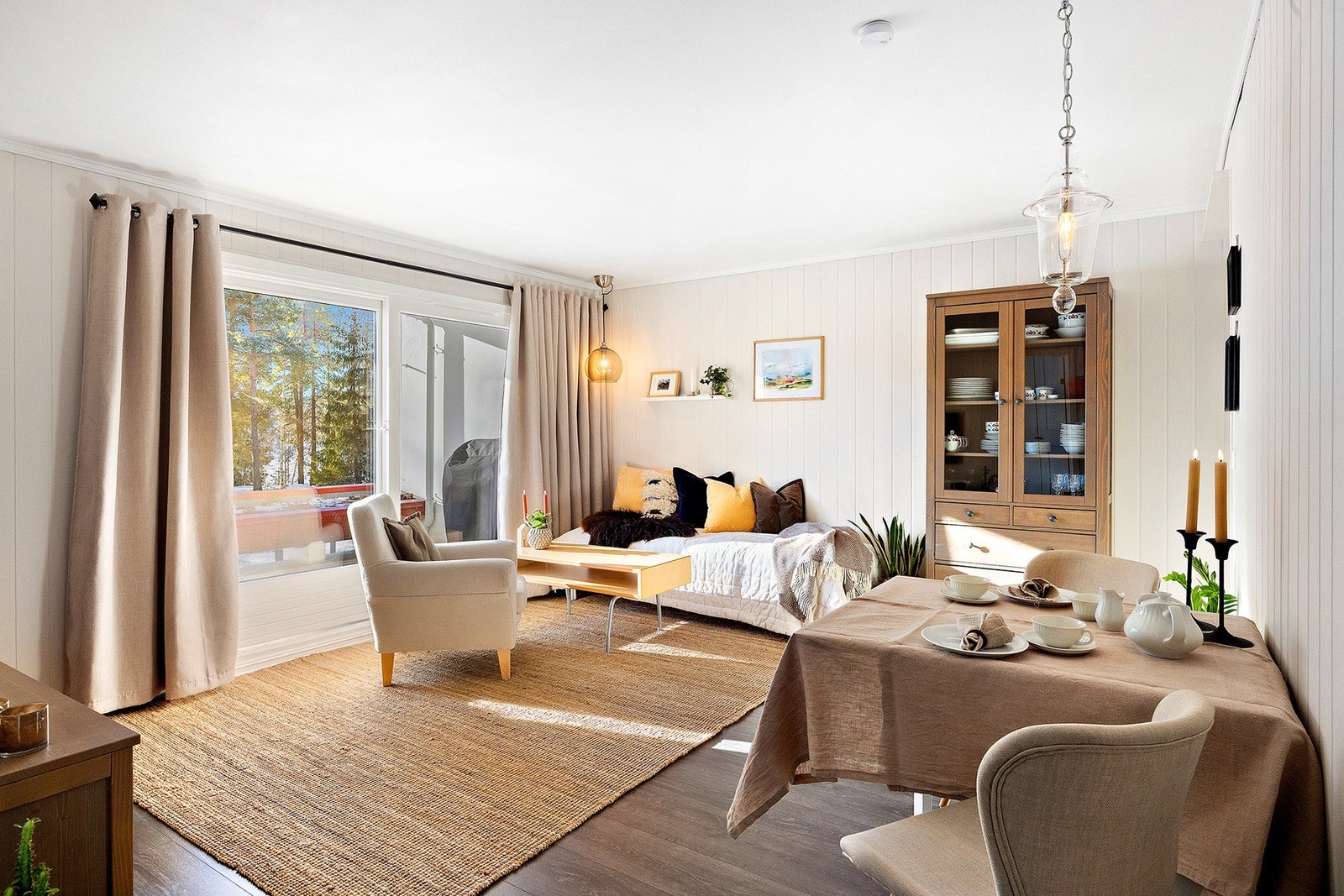 Camilla Schrøder ved EIE Eiendomsmegling har gleden av å presentere Ragnhild Schibbyes vei 20! Galleribilde