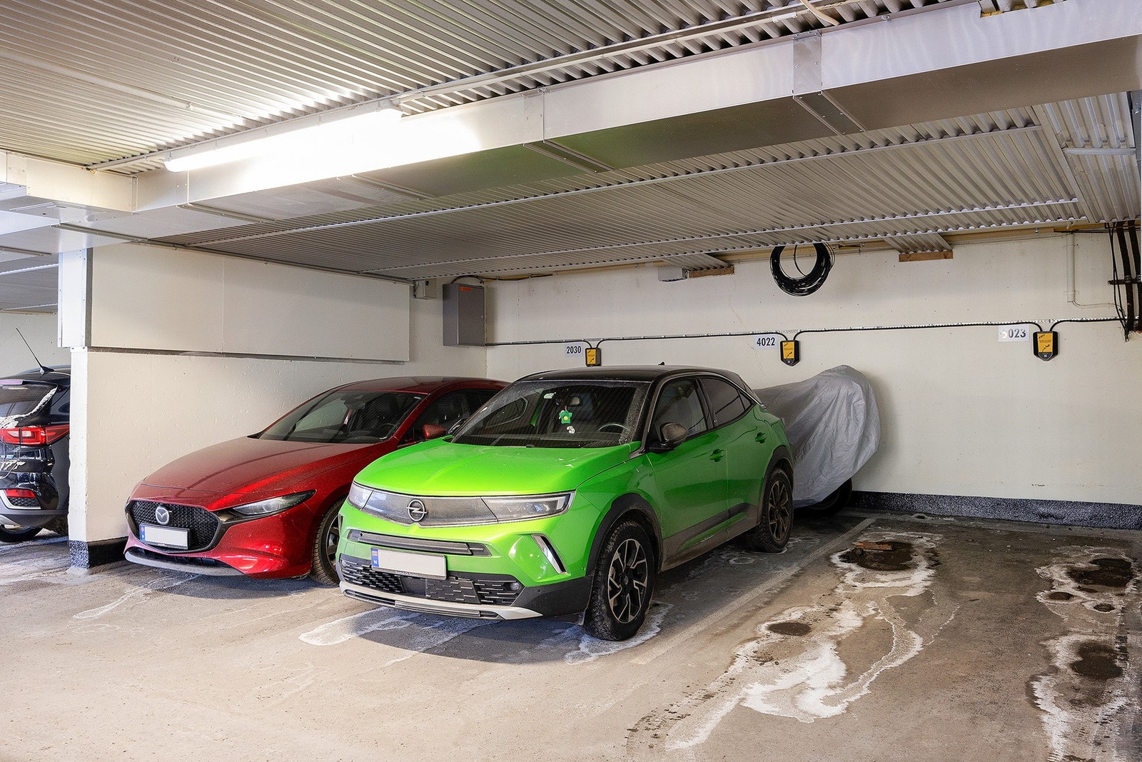 Det medfølger garasjeplass i felles låsbart garasjeanlegg. Galleribilde