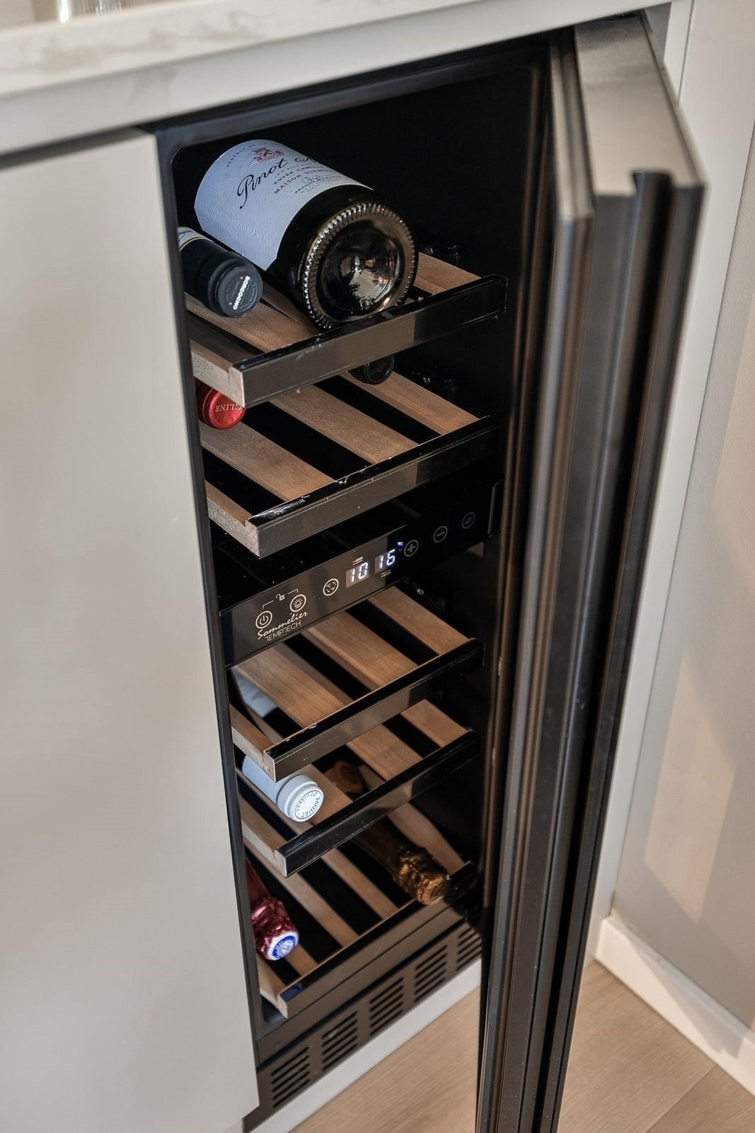 Vinskap Galleribilde