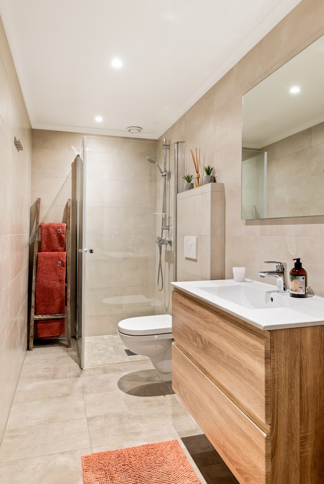 Elektriske varmekabler sørger for behagelig temperatur året rundt. Galleribilde