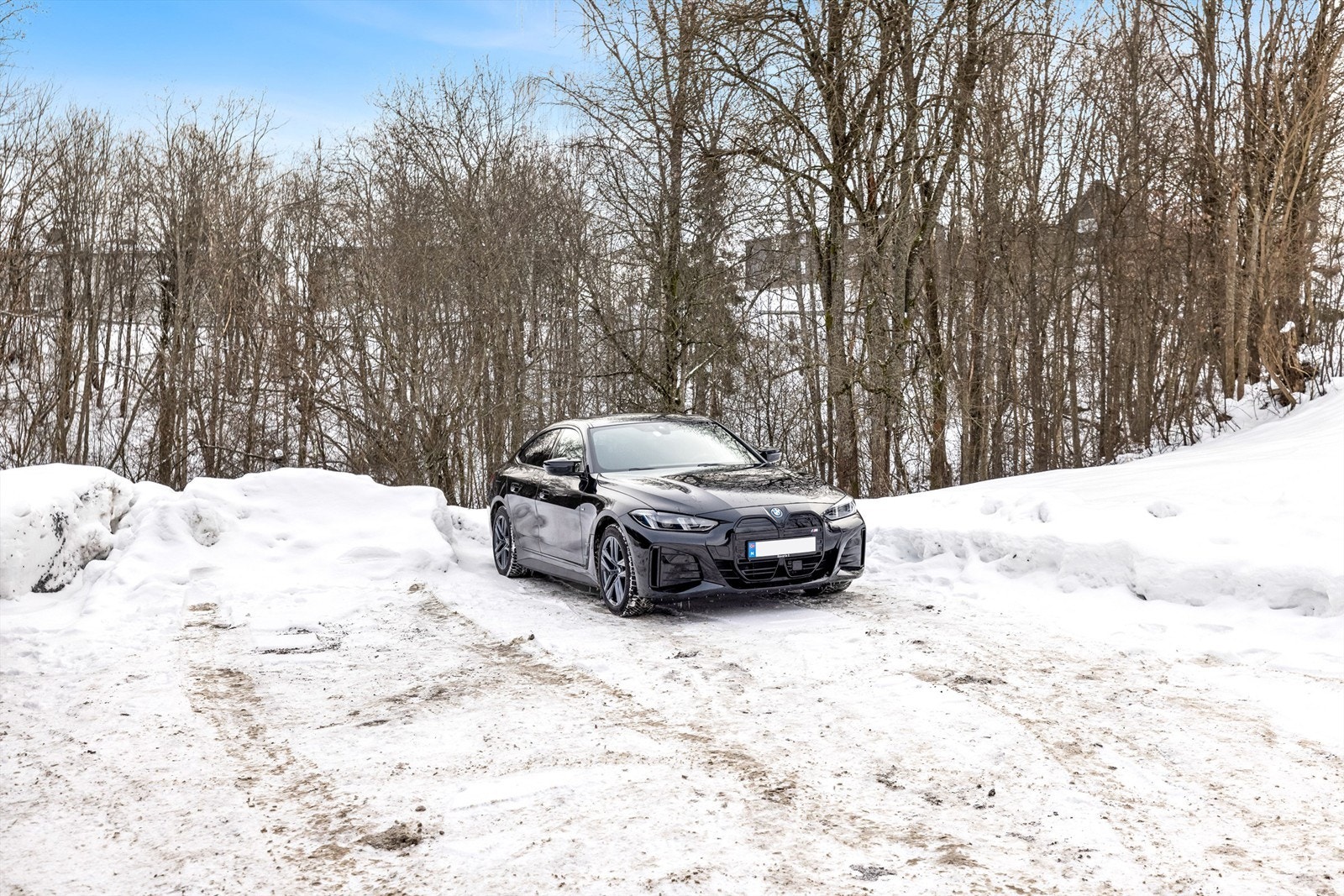 Sameiet har utendørs parkering Galleribilde