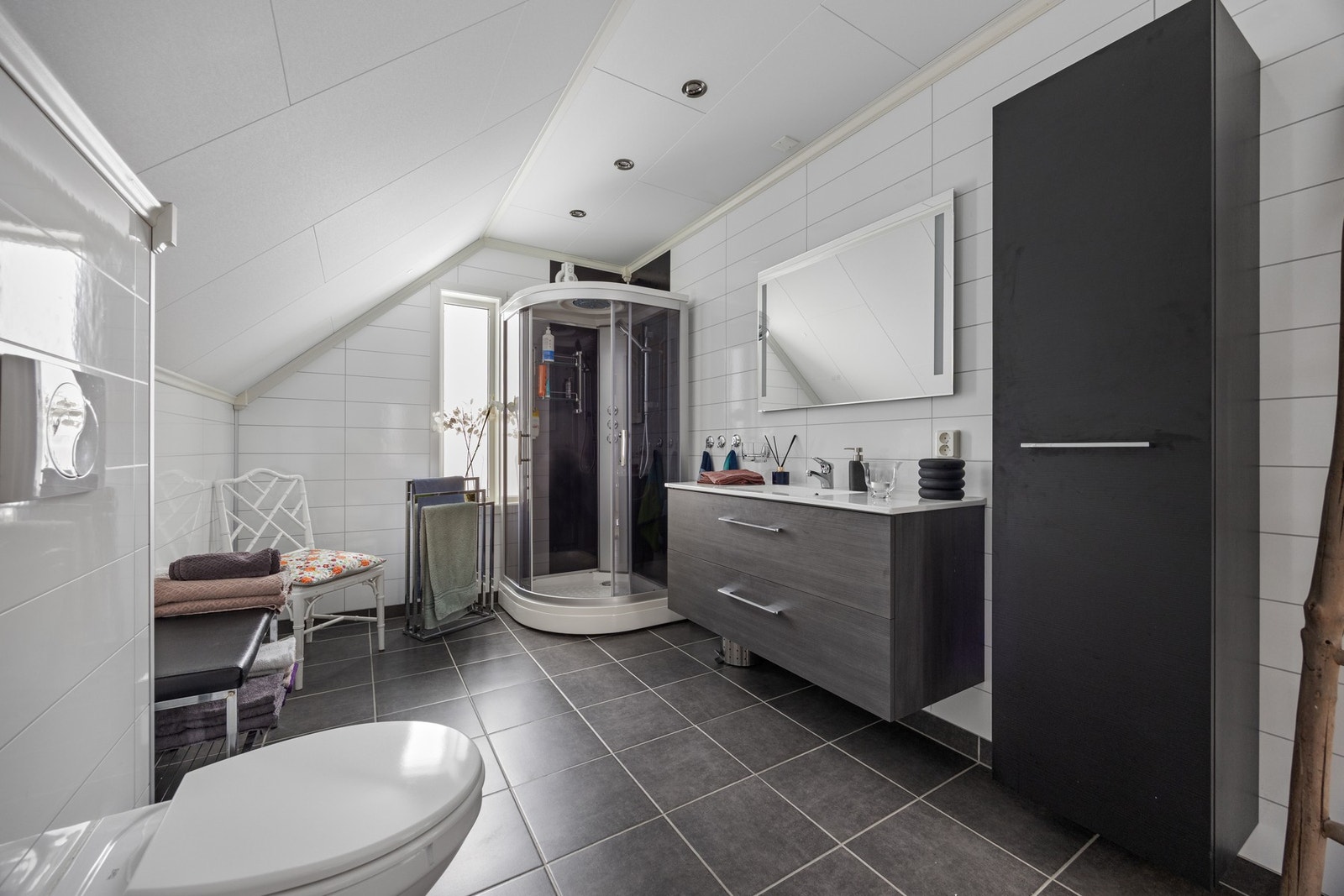 Bad - 8 kvm. Galleribilde