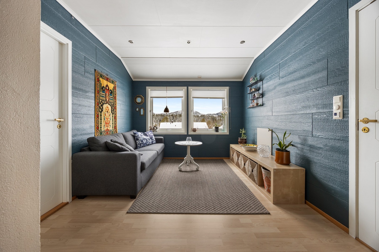 Stue - 15,5 kvm. Galleribilde