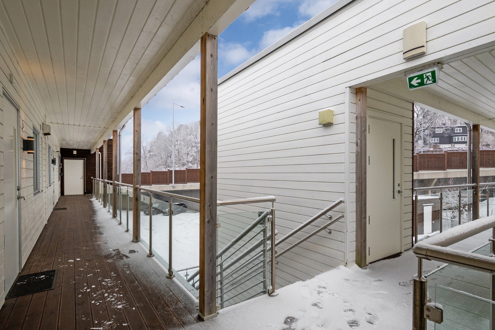 Adkomst via både heis og trapp Galleribilde