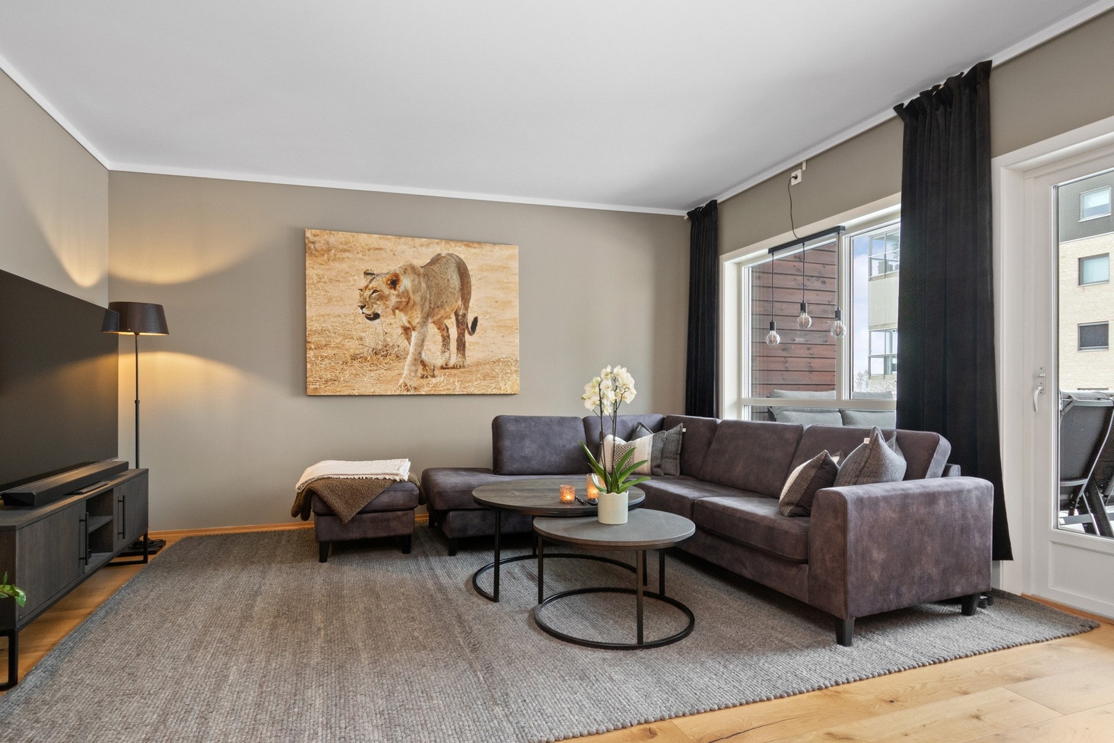 God plass til sittegruppe m.m. Galleribilde