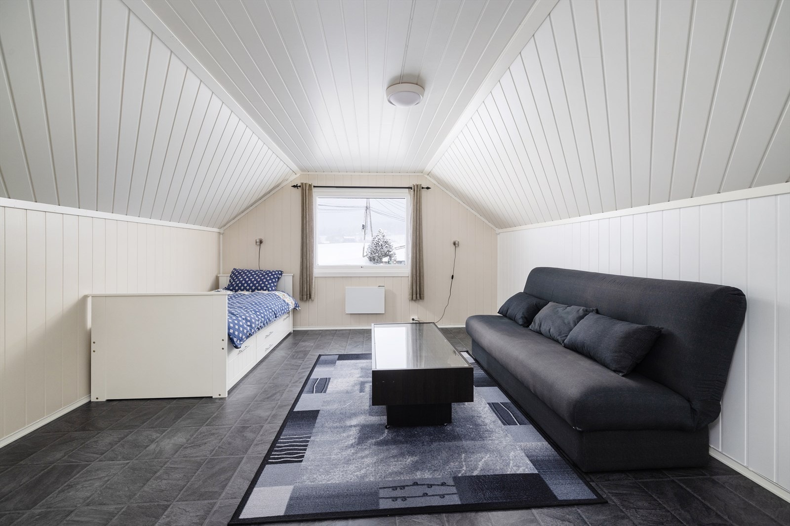 Rommene på loftet er fleksible og kan innredes som soverom, kontor eller en ekstra stue. Galleribilde