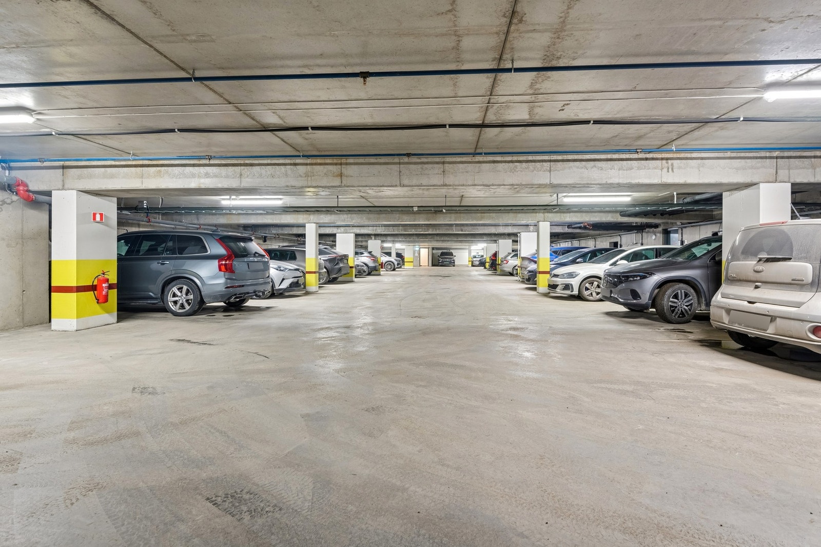 Andelen disponerer fast plass i parkeringskjeller. Galleribilde