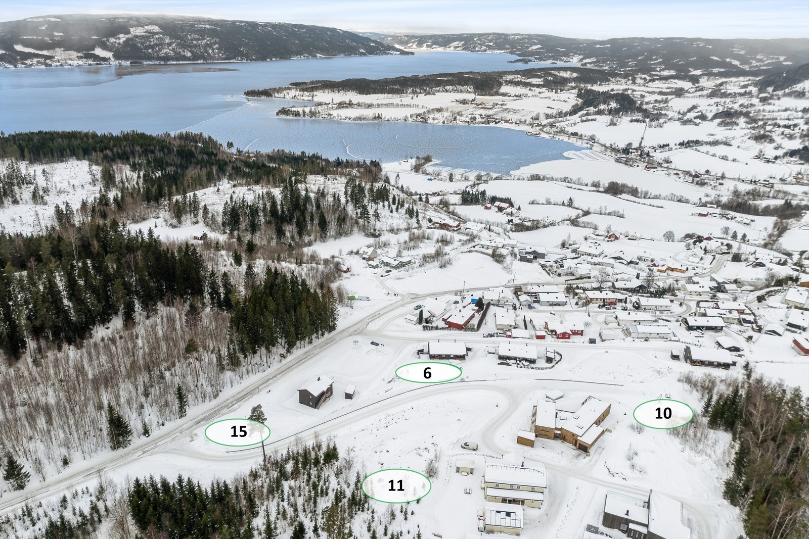 DNB Eiendom har gleden av å presentere 4 spennende boligtomter med attraktiv og barnevennlig beliggenhet! Galleribilde