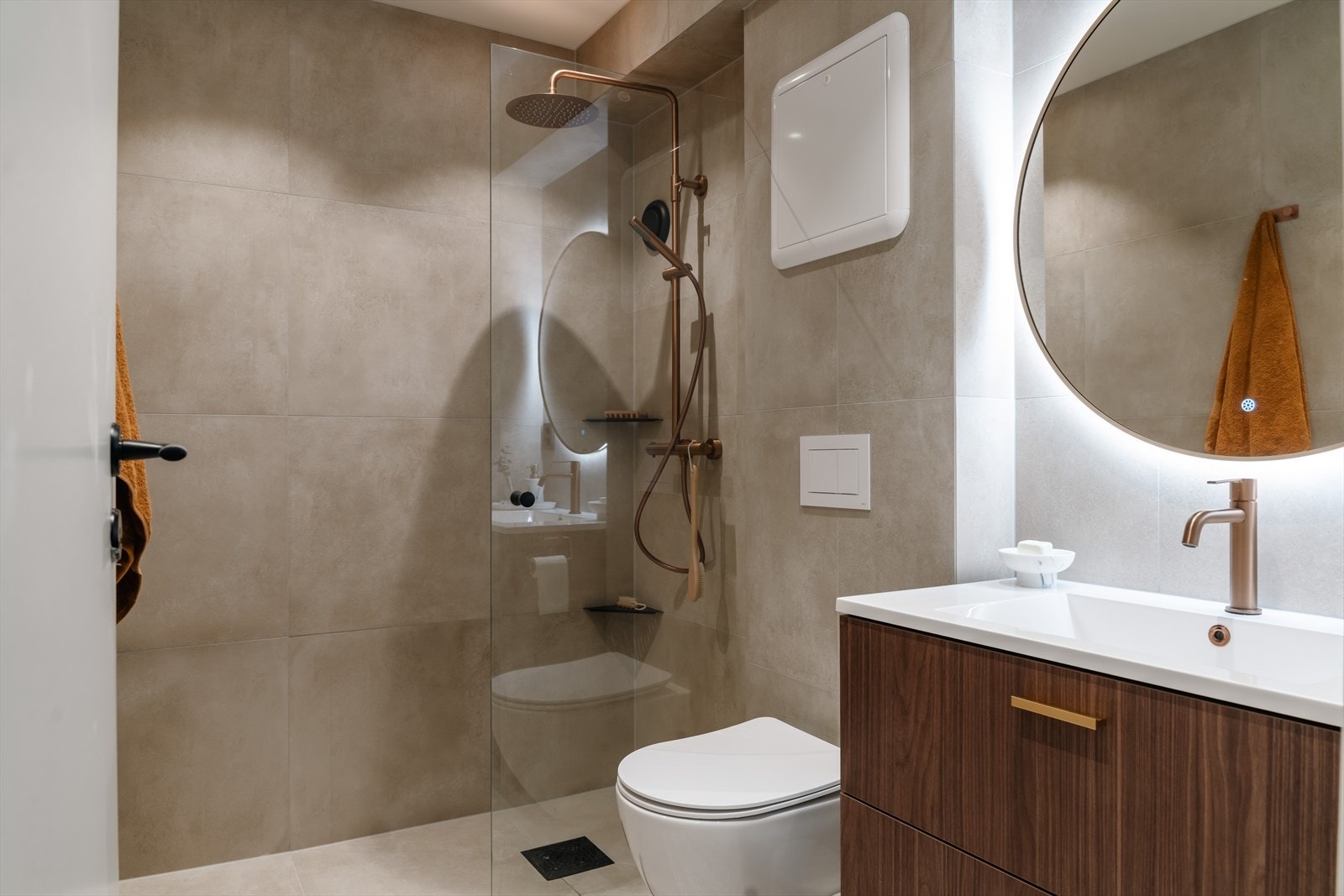 - og et lekkert bad Galleribilde