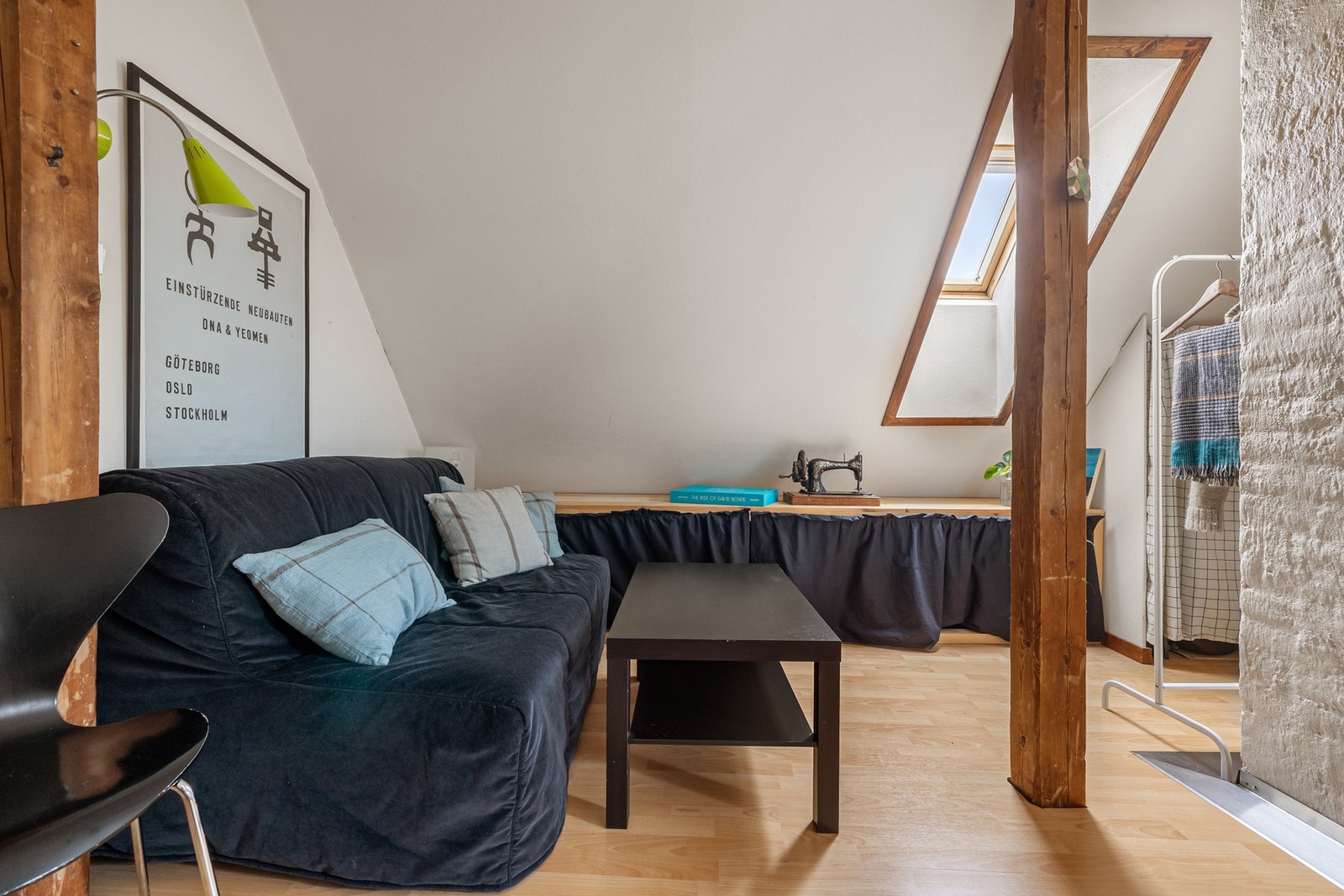 Det er også to takvinduer på hemsen. Galleribilde