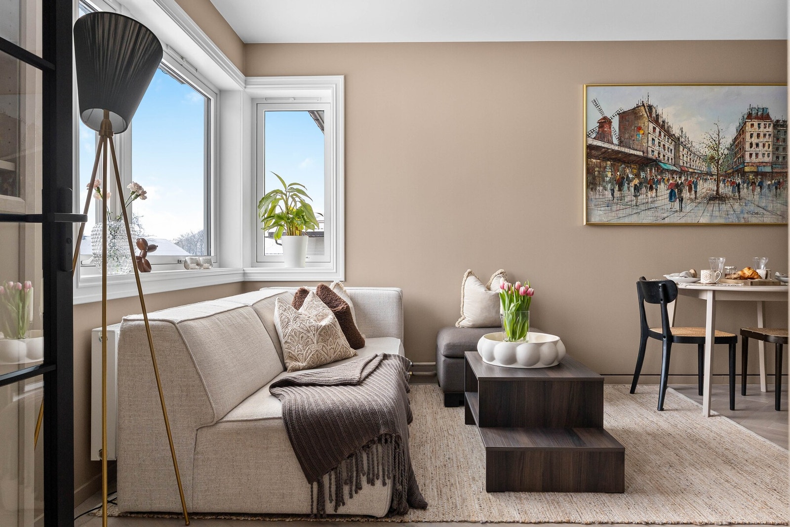 Flotte løsninger og delikate materialvalg. Galleribilde