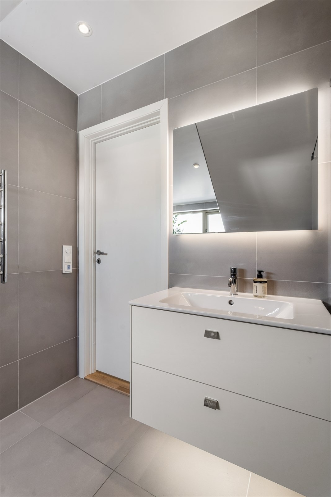 Bad i 2 etg. Galleribilde