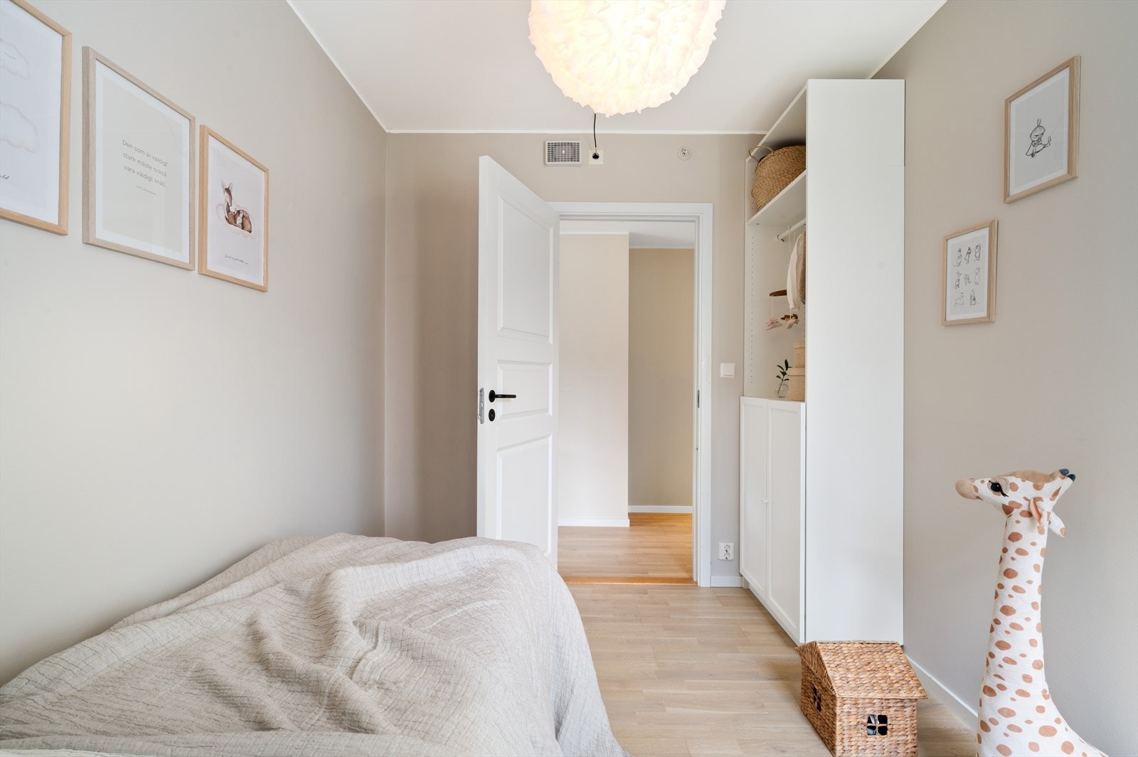 - Boligen har balansert ventilasjon som sørger for bedre luftkvalitet og innemiljø - Galleribilde