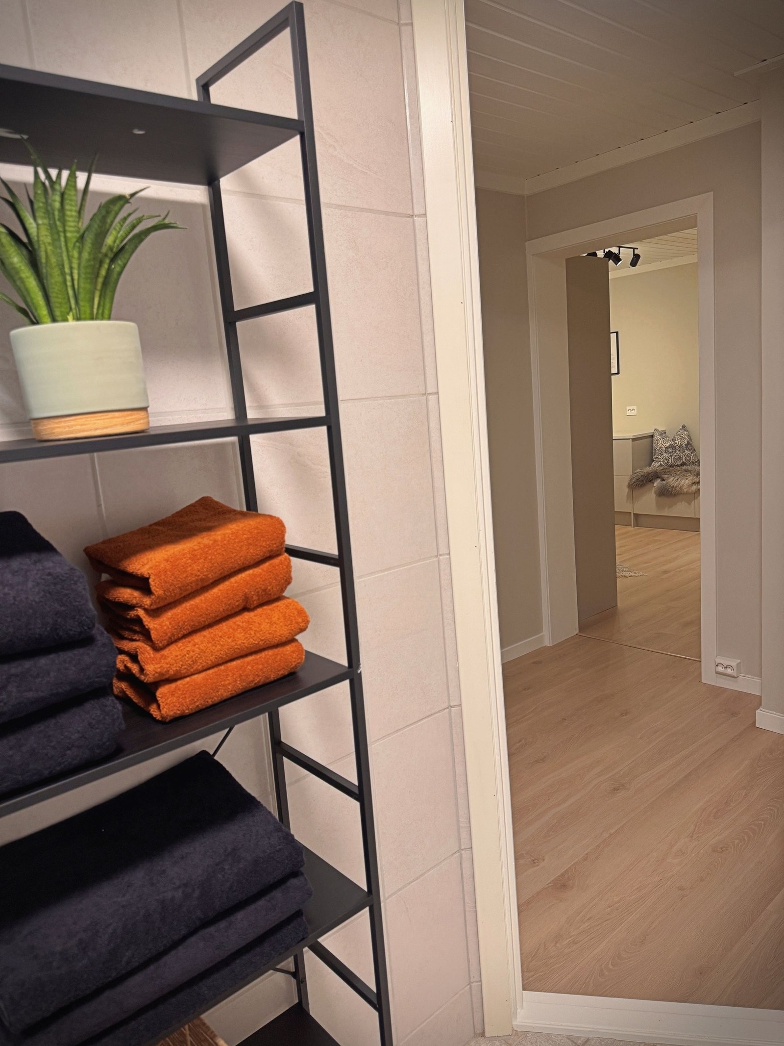 Fra bad mot gang Galleribilde