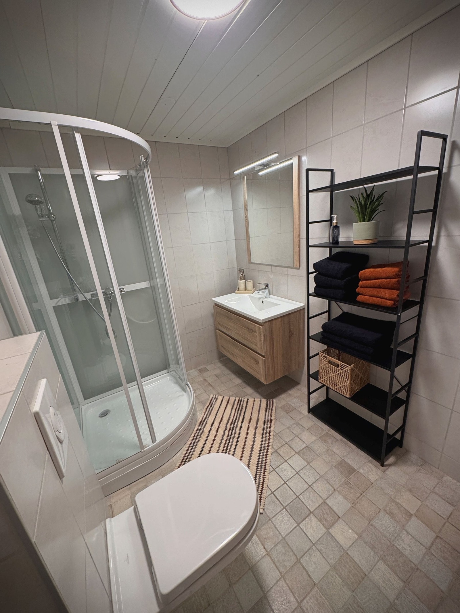 Stilrent bad fra 2017 Galleribilde