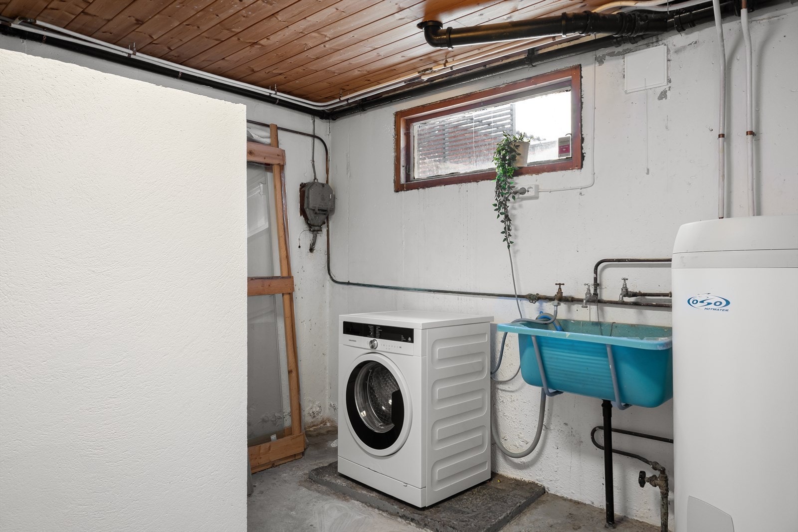 Vaskerom. Galleribilde