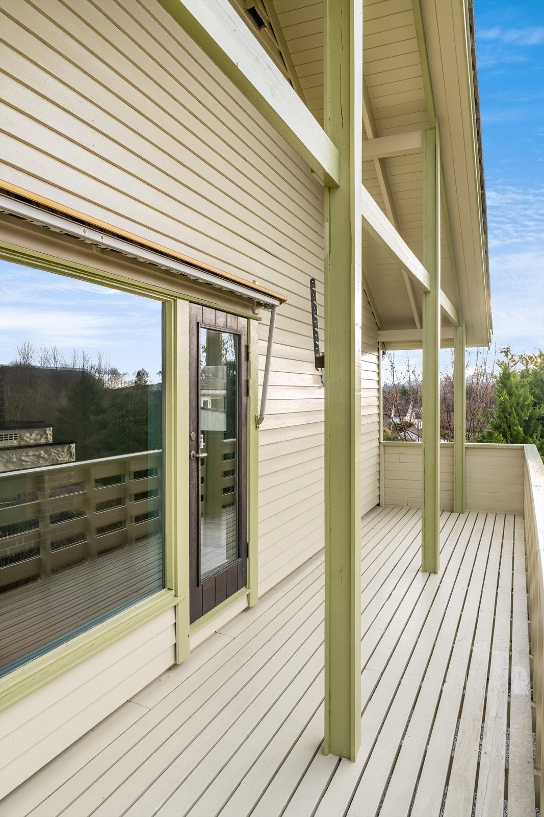 Altanen har et areal på 16 kvm Galleribilde