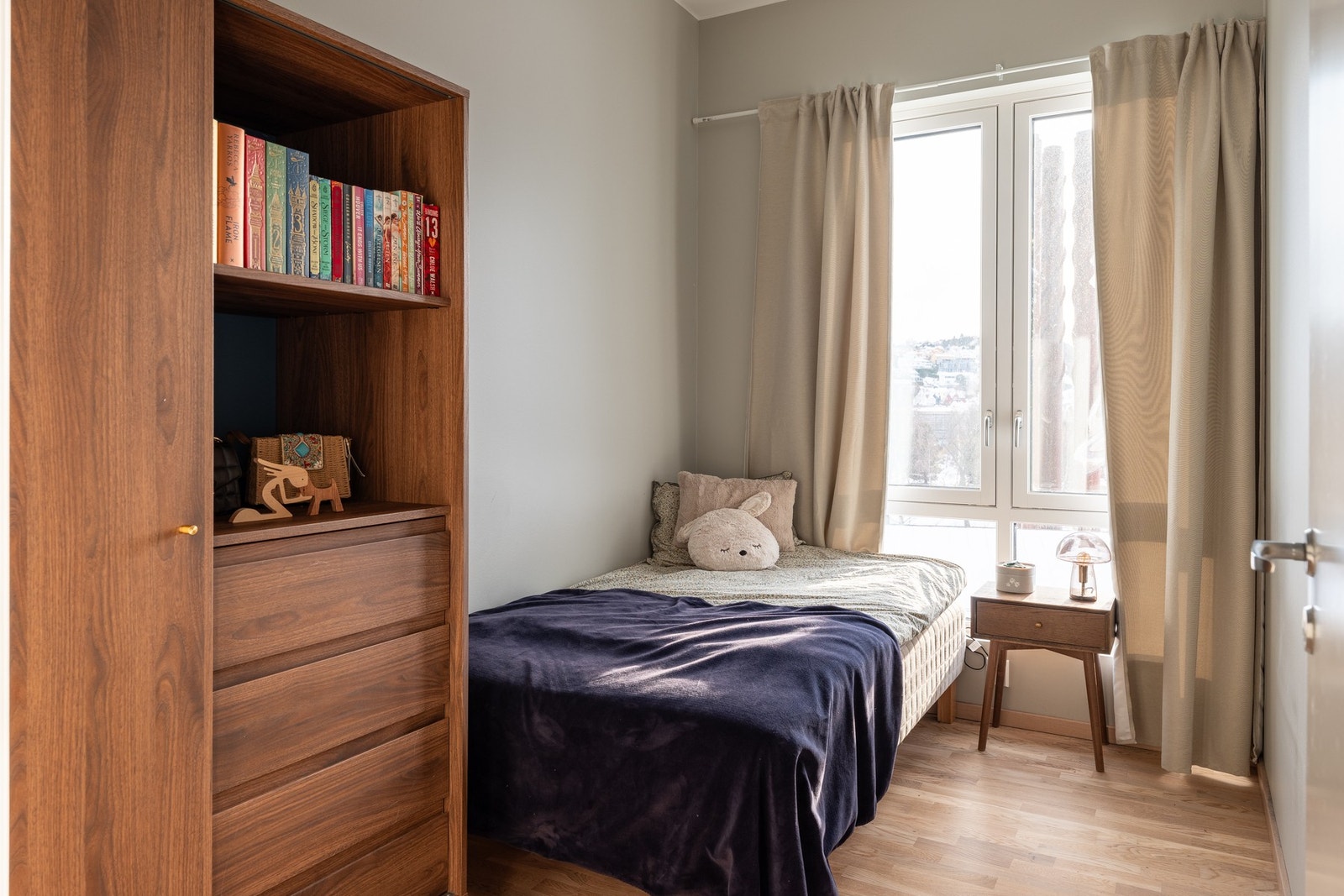 Alle soverommene vender ut mot rolige omgivelser Galleribilde