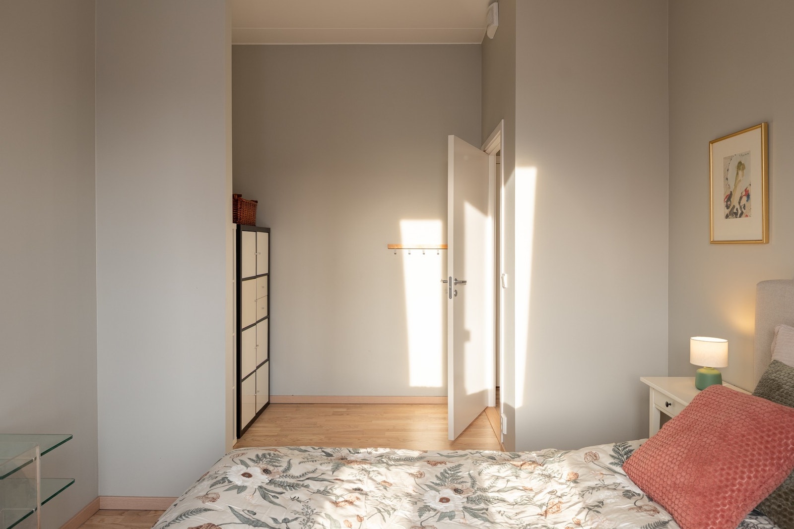 Her er det muligheter for store garderobeskap Galleribilde