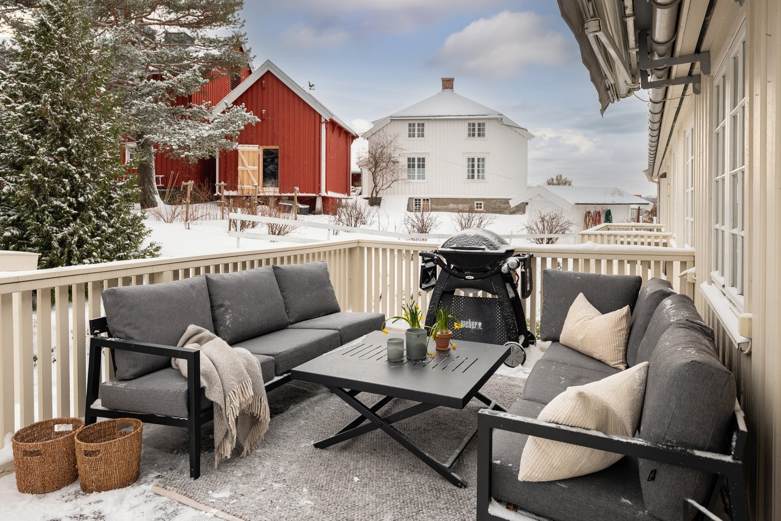 Denne er som nevnt på 15 kvm. Nyt solen med gode venner Galleribilde