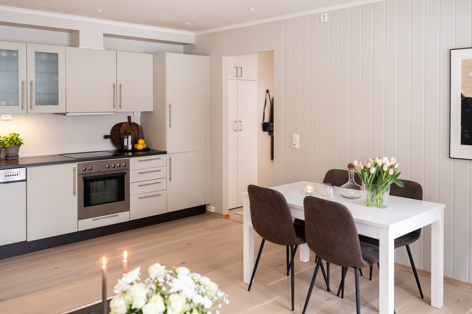 Soverom nummer 2 har inngang fra entré Galleribilde