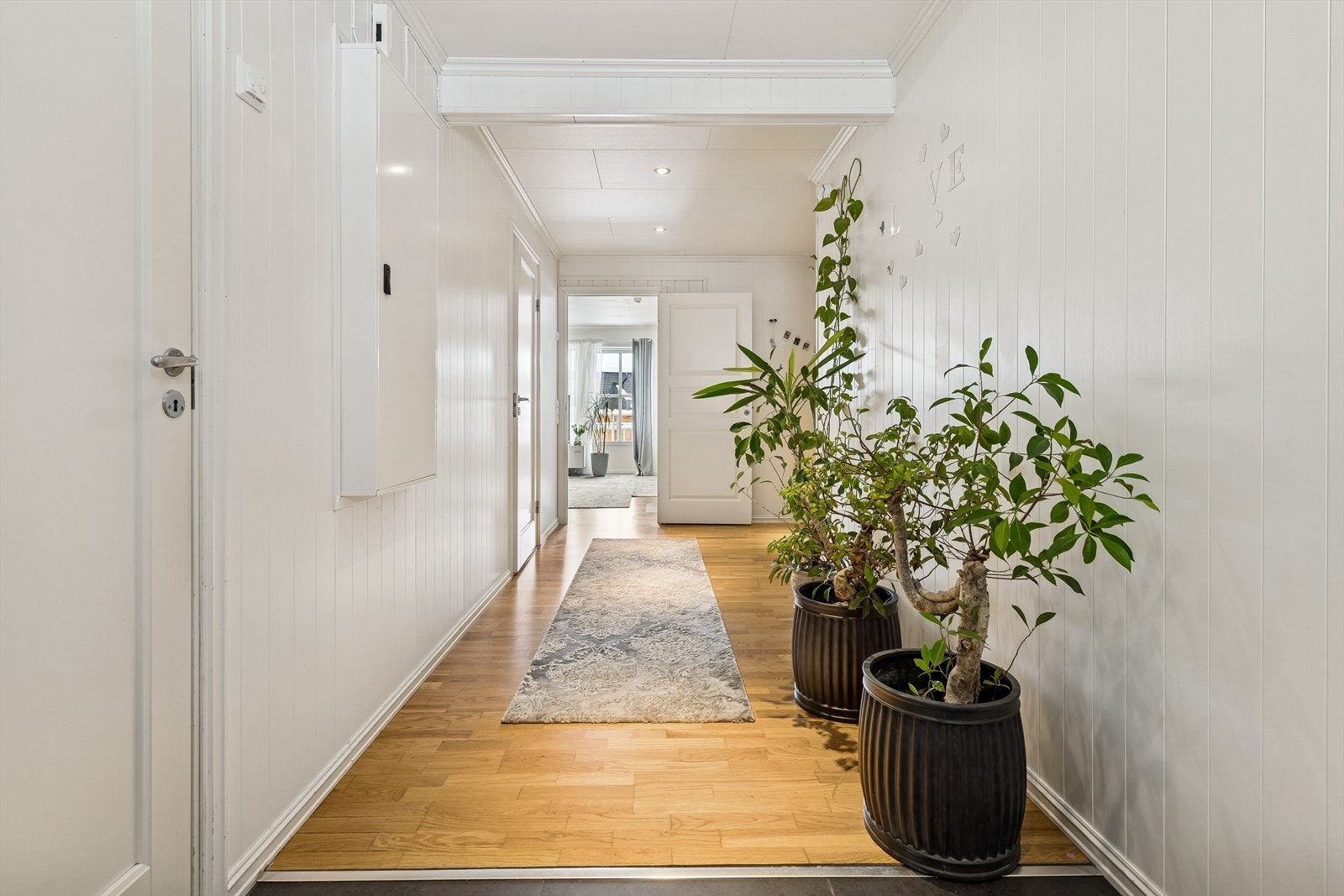 Fra gangen er det adkomst til bad, soverom og den sosiale sonen. Galleribilde