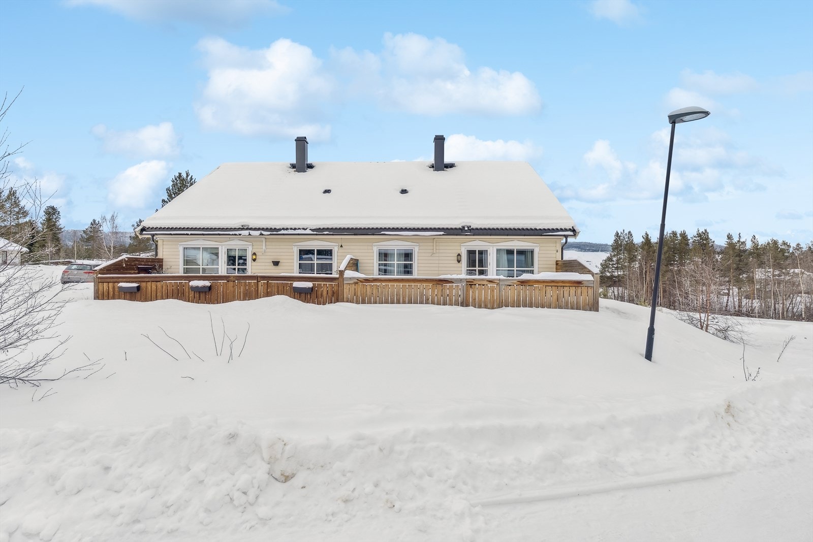 En innholdsrik halvpart av en vertikaldelt tomannsbolig fra 2012. Galleribilde