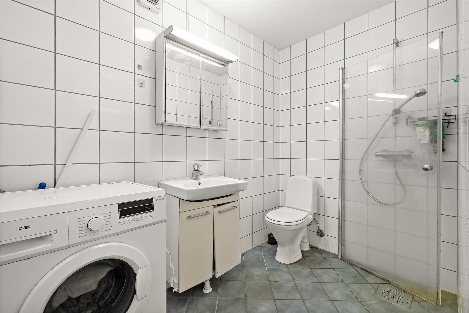 Bad/wc/vaskerom i leilighet mot nord i 1 etg. Galleribilde