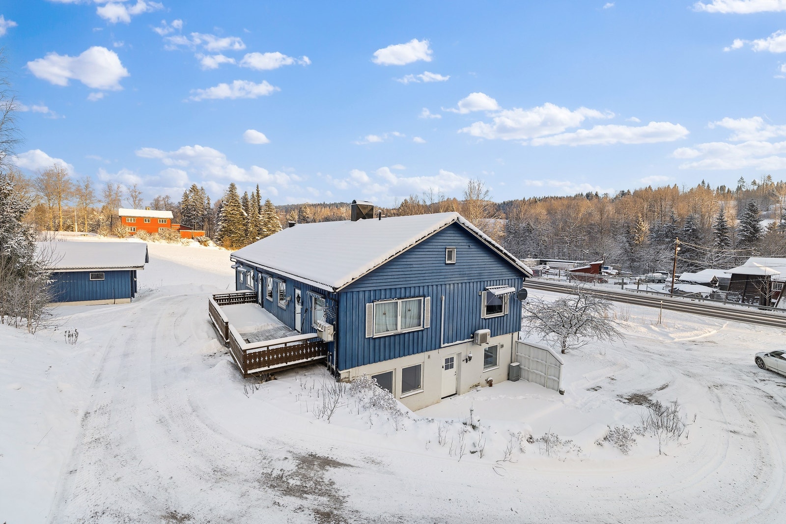 Leilighetenes uteplass er hovedsakelig mot vest og noe sydvendt Galleribilde