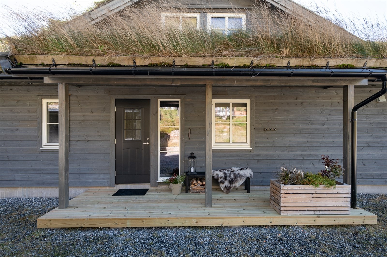 Hyggelig inngangsparti mot nord Galleribilde