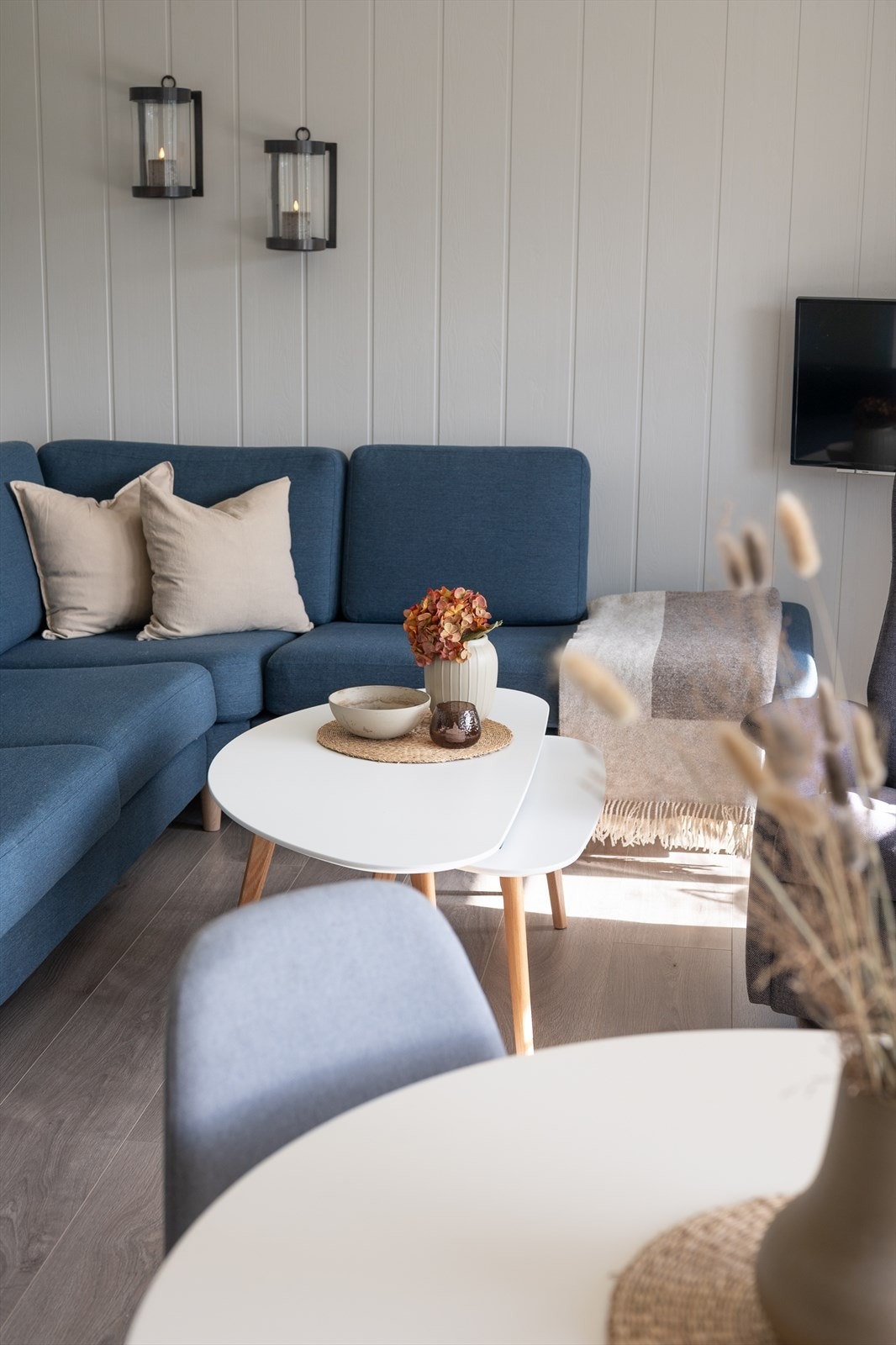 Plass til både sittegruppe og spisebord Galleribilde