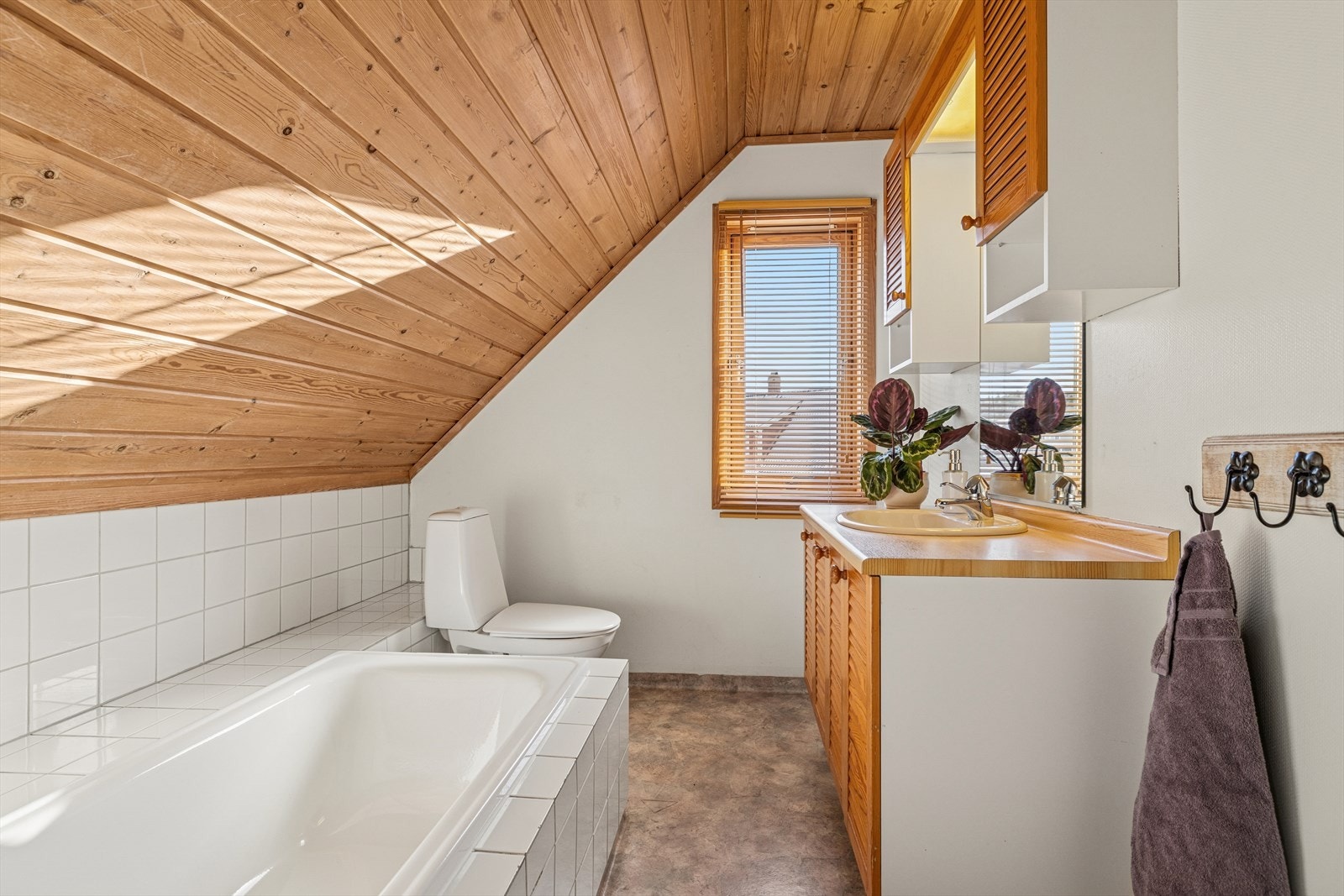 Bad 2.etasje Galleribilde