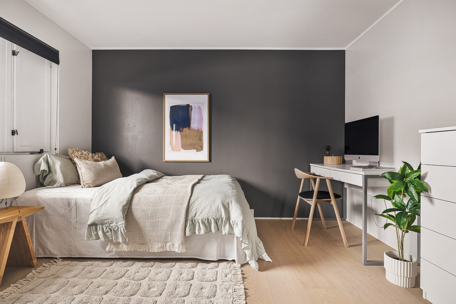 Et soverom som passer utmerket som gjesterom eller barne -og ungdomssoverom. Galleribilde