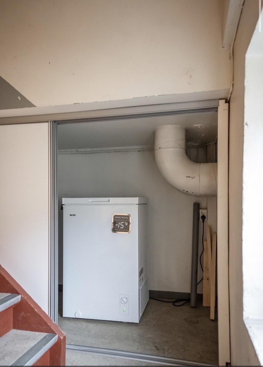 En liten oppbevaring i tillegg til en bod på 11m2 Galleribilde