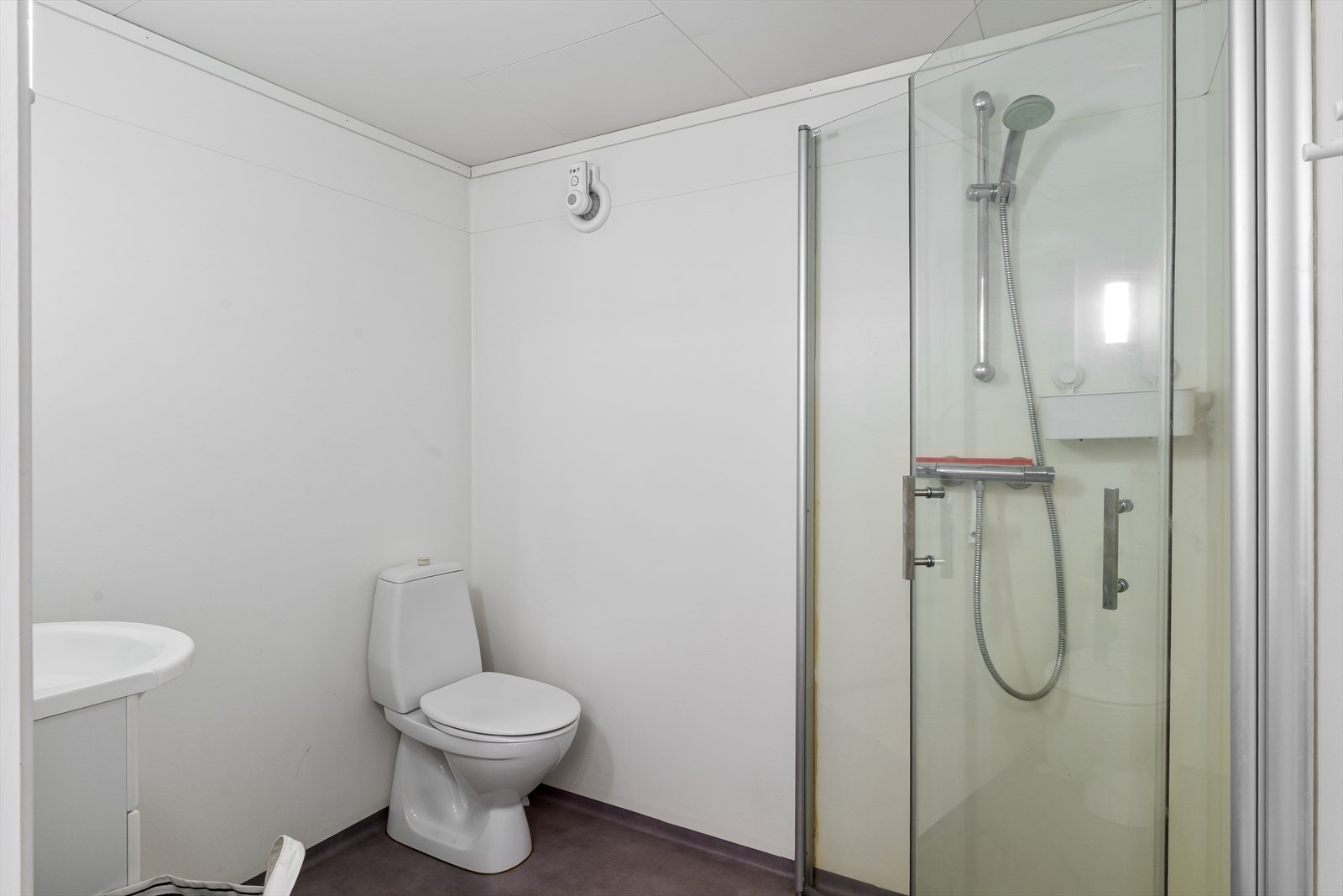 Bad i utleiedel (Dagens utleiedel er ikke godkjent til varig opphold) Galleribilde