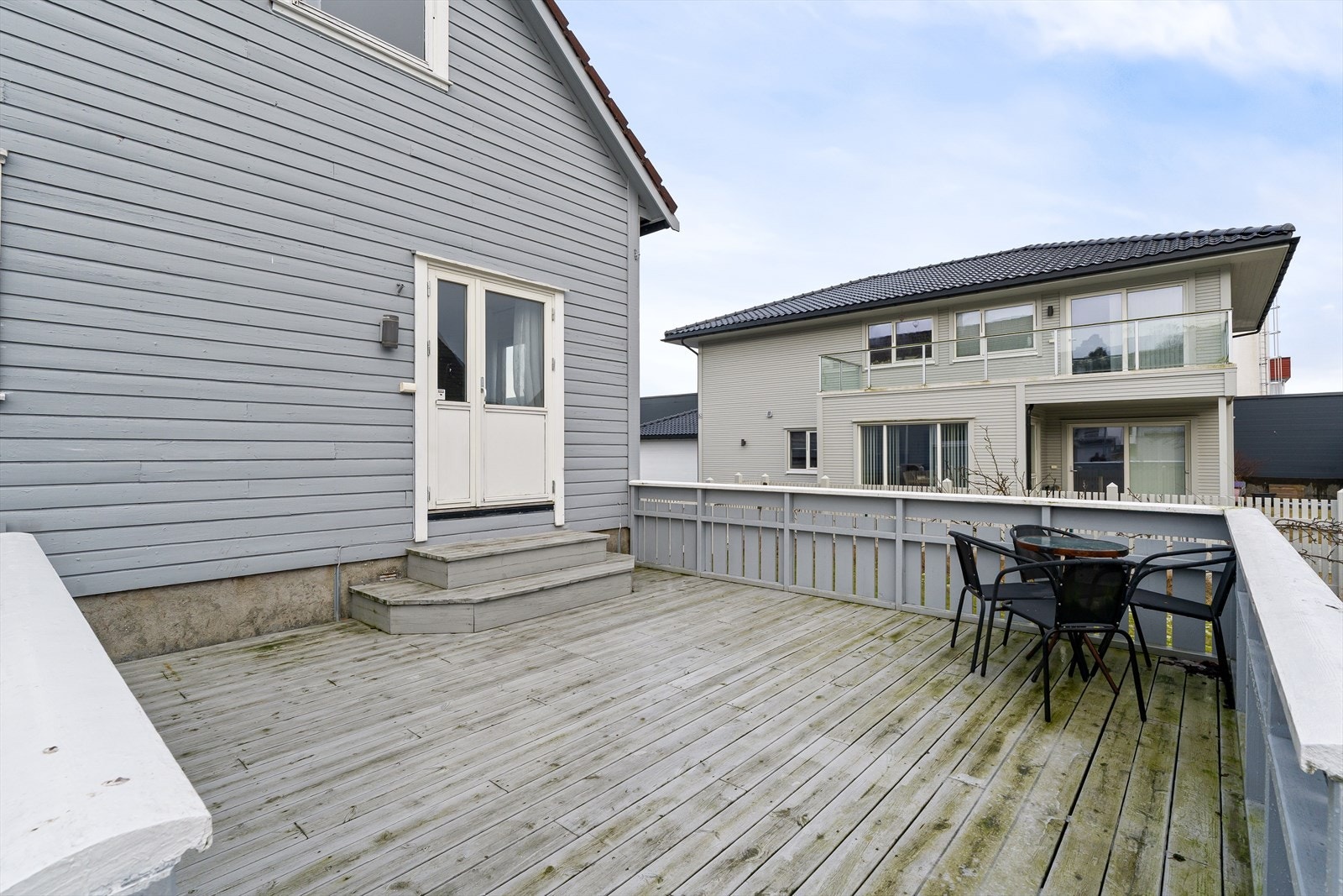 Terrasse med gode solforhold Galleribilde