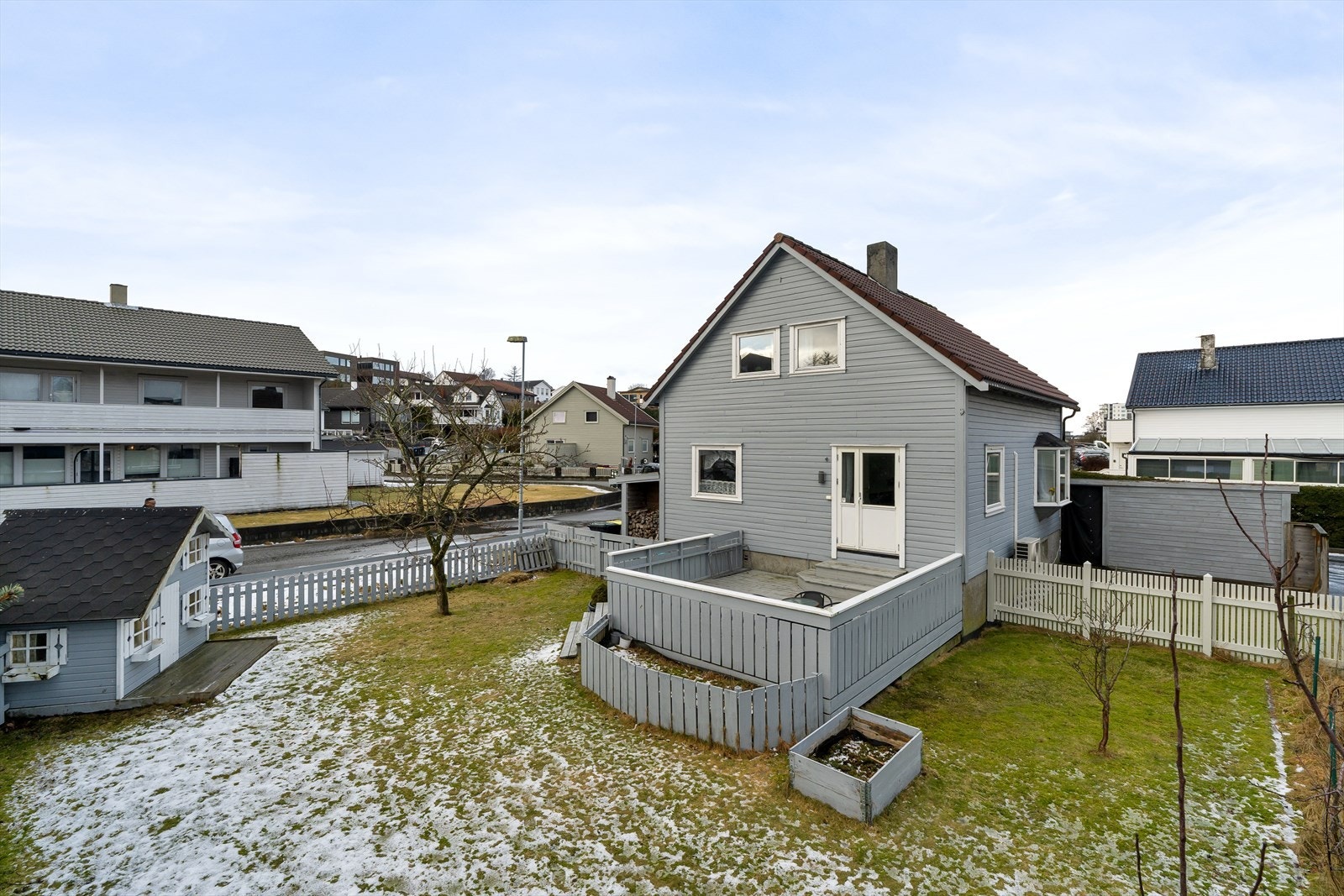 Velkommen til Slettevegen 2B! Presenteres av Kyrre Otto i Eiendomsmegler 1 Jærmegleren. Foto: Eivind Dirdal Galleribilde