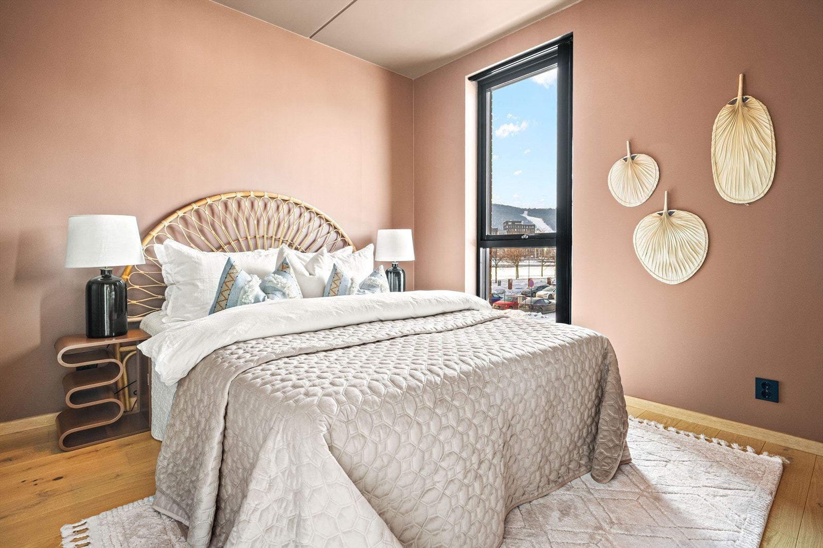 Hovedsoverommet er romslig og lar seg enkelt innrede med dobbeltseng og nattbord. Galleribilde