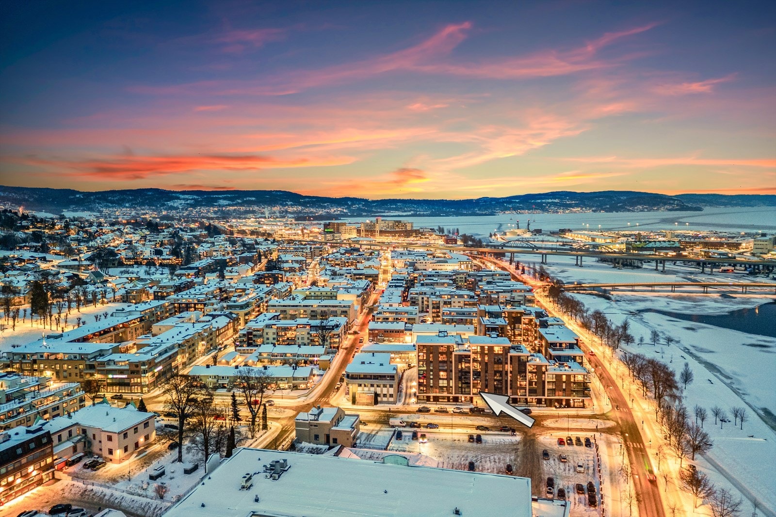 Losjeplassen 6 ligger svært sentralt og attraktivt til i hjertet av Drammen med nærhet til både sentrum og naturskjønne omgivelser. Galleribilde