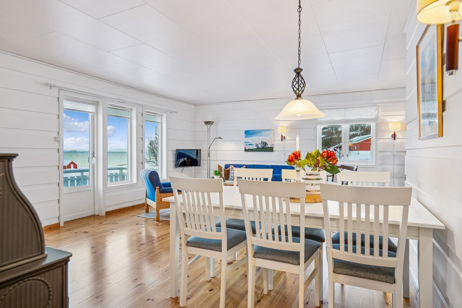 Her kan du spise en bedre middag og nyte utsikten. Galleribilde