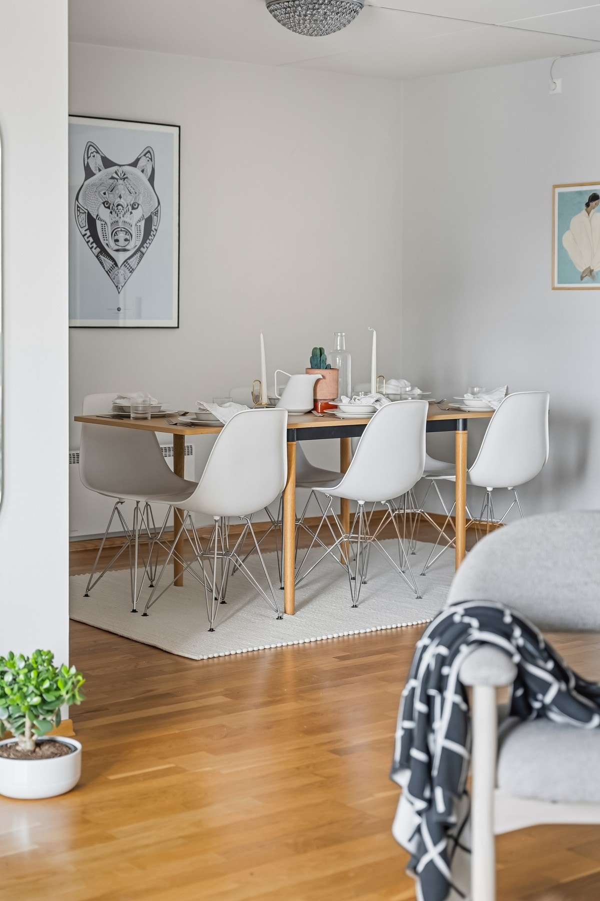 God plass til spisestue. Galleribilde