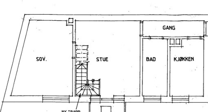 Eier av loftsleiligheten har rett til å etablere en trapp mellom etasjene iht. byggemeldte tegninger, dersom dette kreves av PBL eller eier ønsker dette. Dette vil bekostes av kjøper av loftsleiligheten (Denne andelen). For mer info se prospekt. Galleribilde
