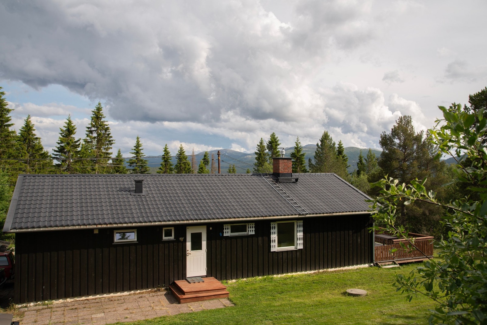 Utsikt mot sør og inngangen. Galleribilde