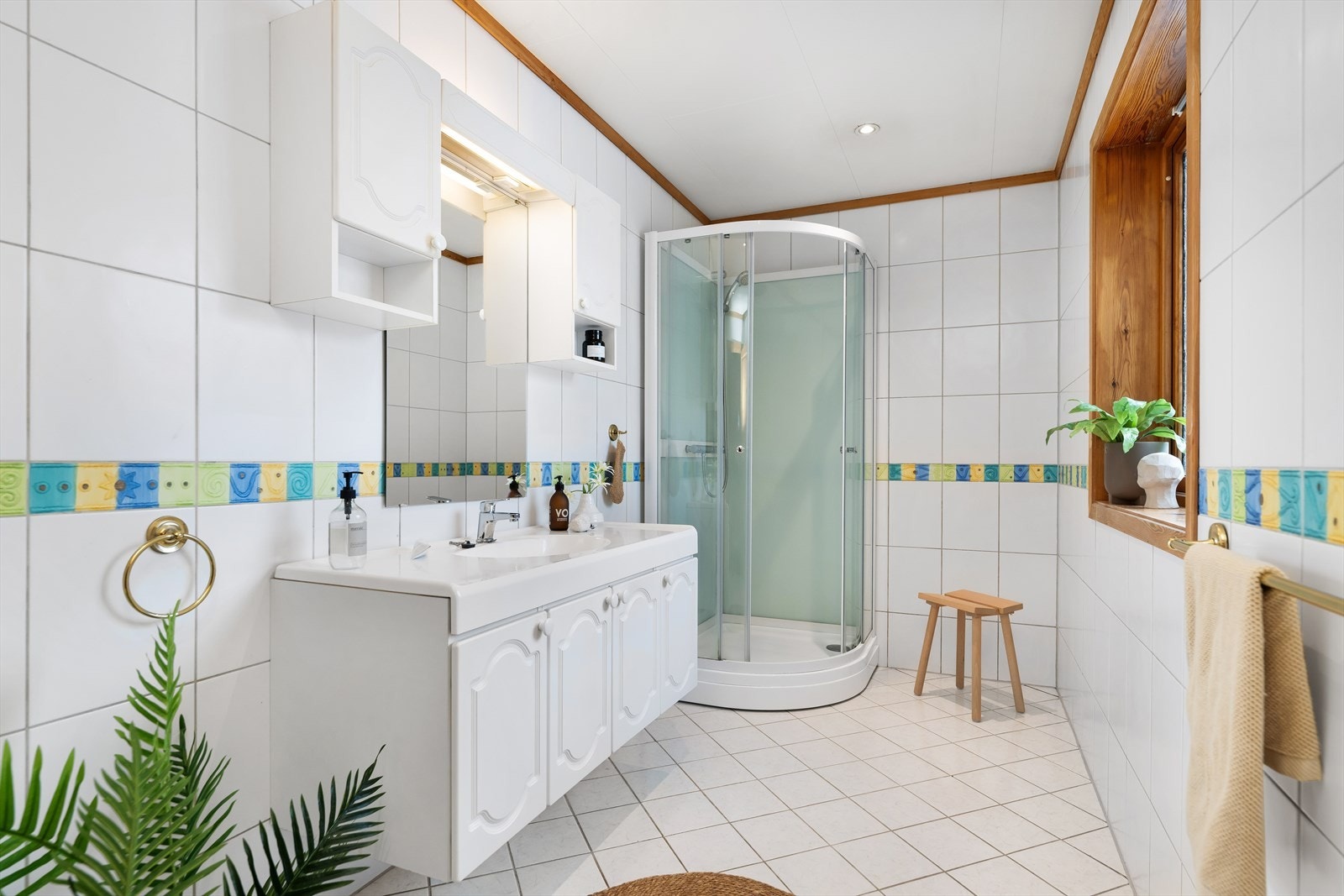 Bad 1 etg Galleribilde